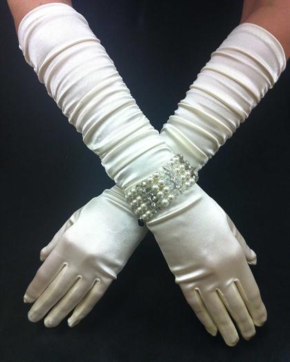 IvoryScrunchyGloves - 