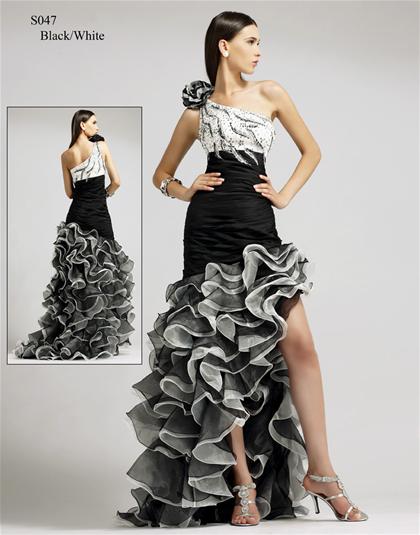 S047 - Black/White