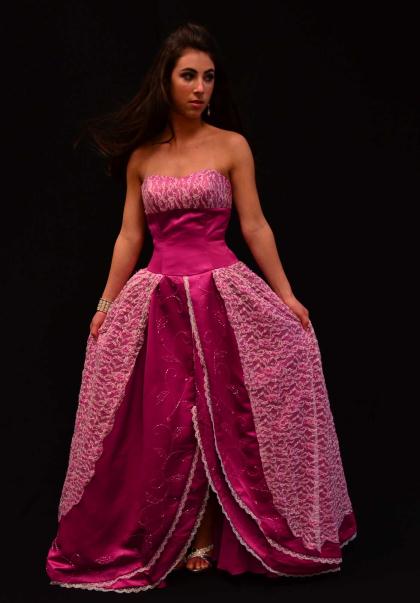 P747P - Ivory/Fuchsia