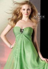 BDazzle 35542.  Available in Aqua, Kiwi, Ocean, Purple, Tangerine, Wow Pink