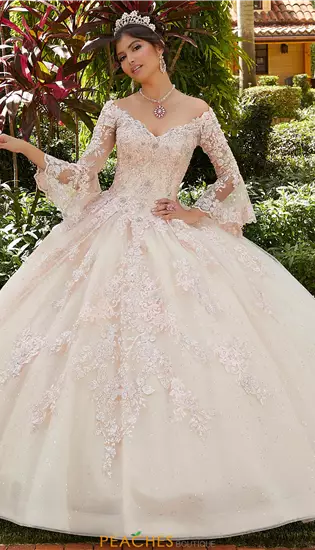 Vizcaya Quinceanera 60124