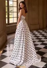 Ivory/Black