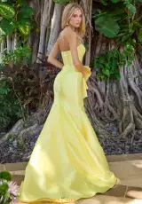 Soft Yellow/White