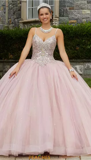 Vizcaya Quinceanera 60175