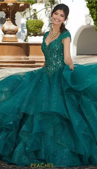 Vizcaya Quinceanera 60161