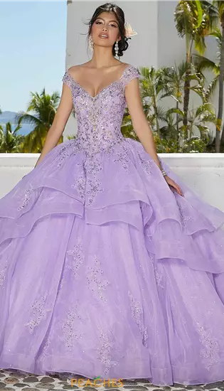 Vizcaya Quinceanera 89356