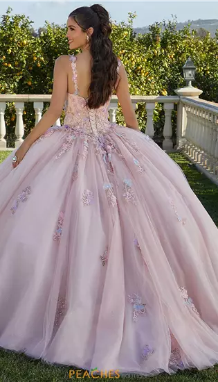 Vizcaya Quinceanera 89424